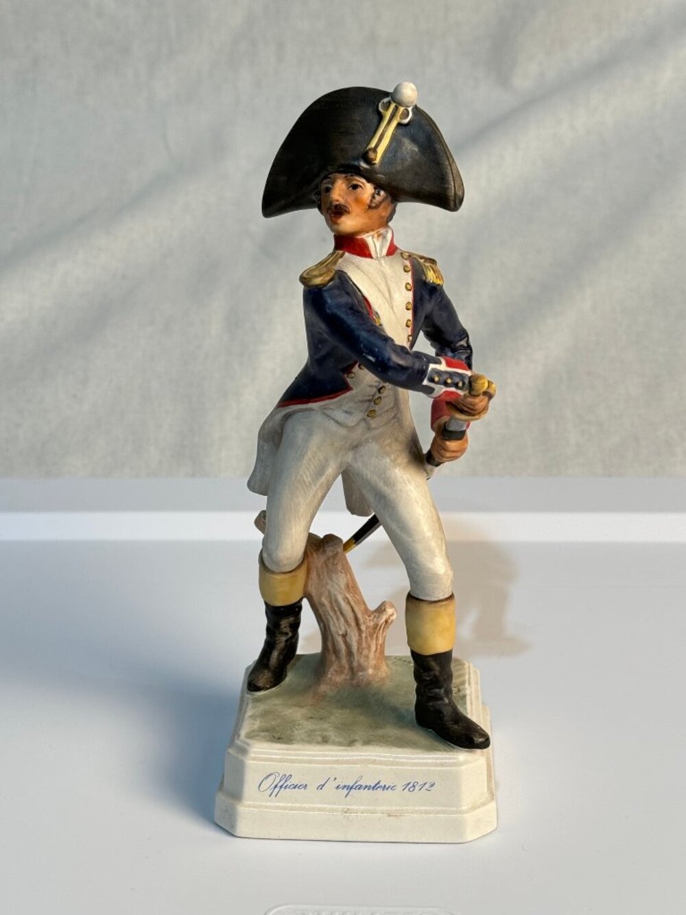 Goebel Officier D'Infanterie 1812 LF9 Military Soldier Figurine Blue White